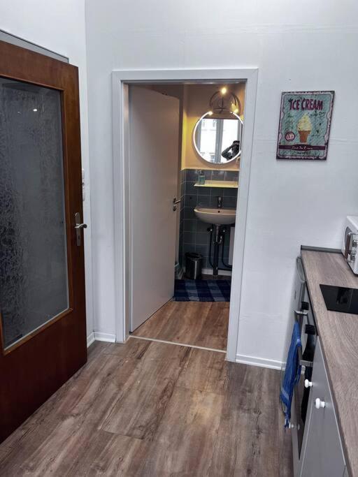 Ferienwohnung Am Meetingpoint Weilmunster Esterno foto